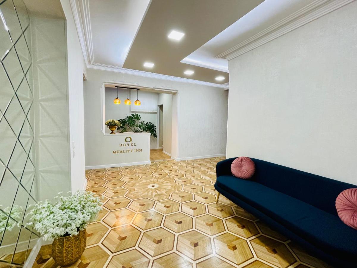 Quality Inn Tbilisi Exterior photo