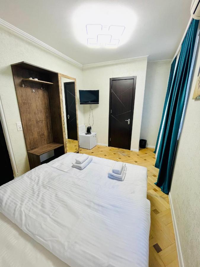 Quality Inn Tbilisi Exterior photo